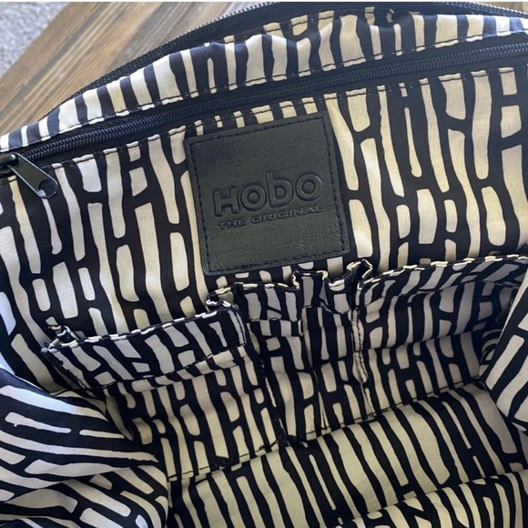 HOBO International | Black Victorian Nylon Large Hand Travel Shoulder Bag - Picture 8 of 10